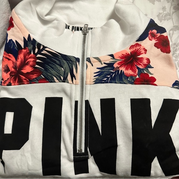 Victoria’s Secret PINK White & Multicolour Quarter Zip Sweatshirt Size Large - Picture 4 of 5